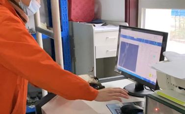 Equipment name: Test tension and pressure test machine Test pole mechanical performance and data trend